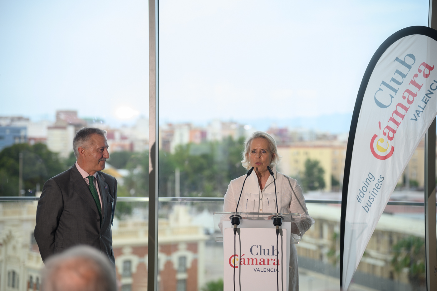 ENCUENTRO CON ELEXCONSEJERO DE LA OTAN IGNACIO CORTIÑAS