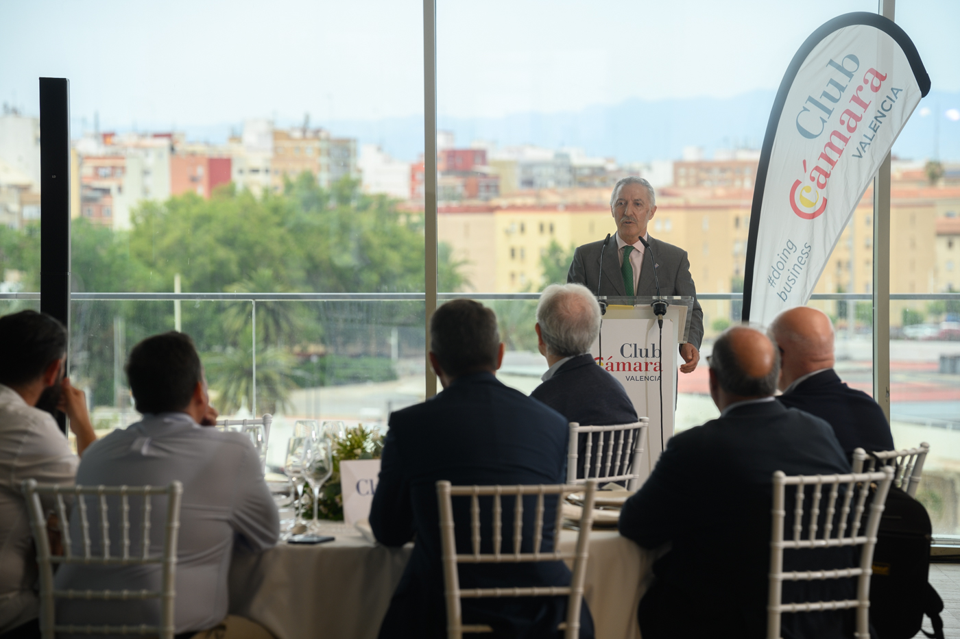 ENCUENTRO CON ELEXCONSEJERO DE LA OTAN IGNACIO CORTIÑAS