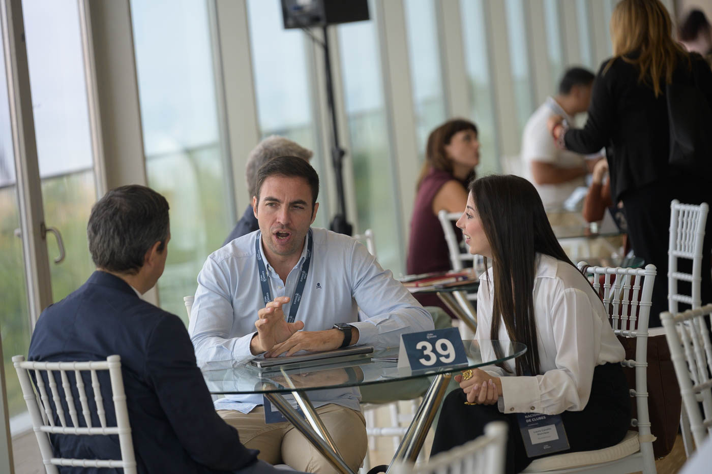 ENCUENTRO CAMARAS 208 W