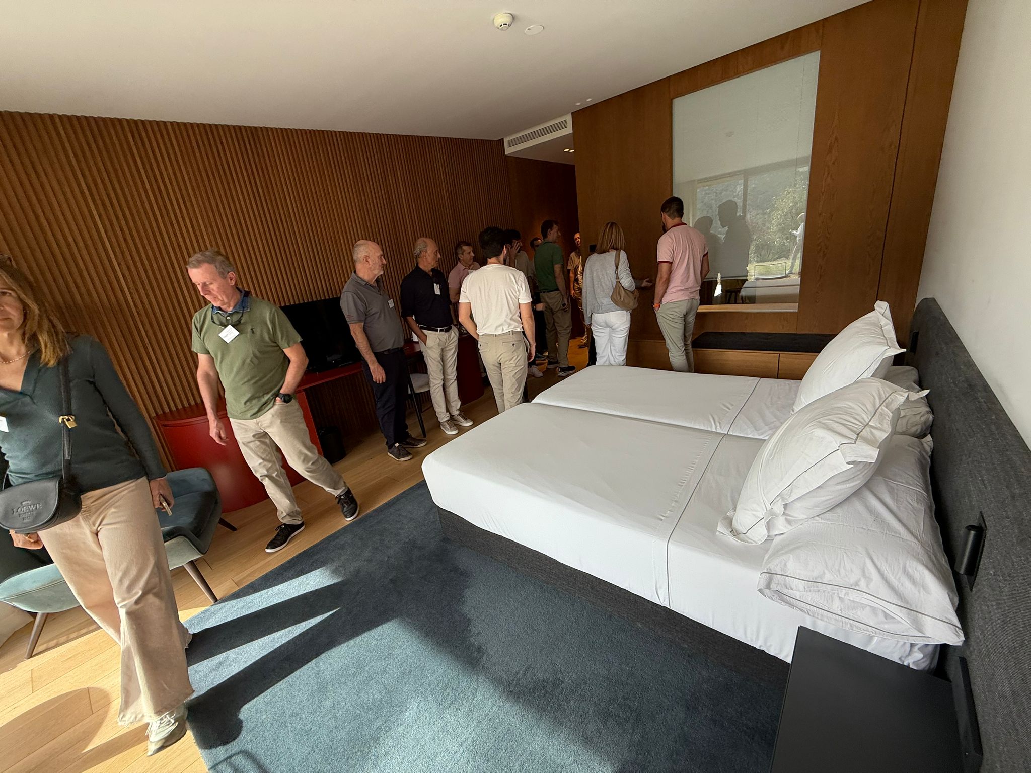 WhatsApp Image 2025-10-31 at 16.30.48 (1)