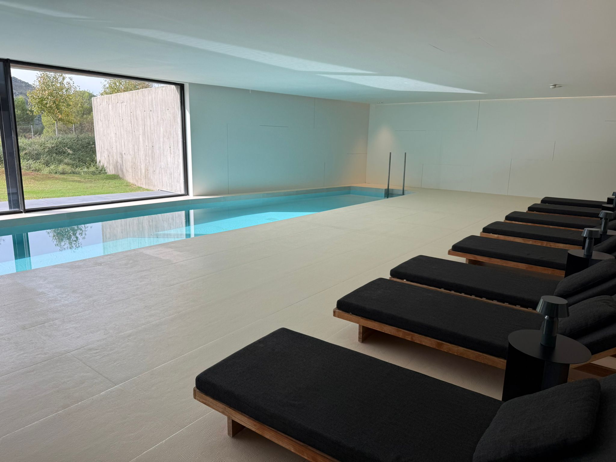 WhatsApp Image 2025-10-31 at 16.30.48