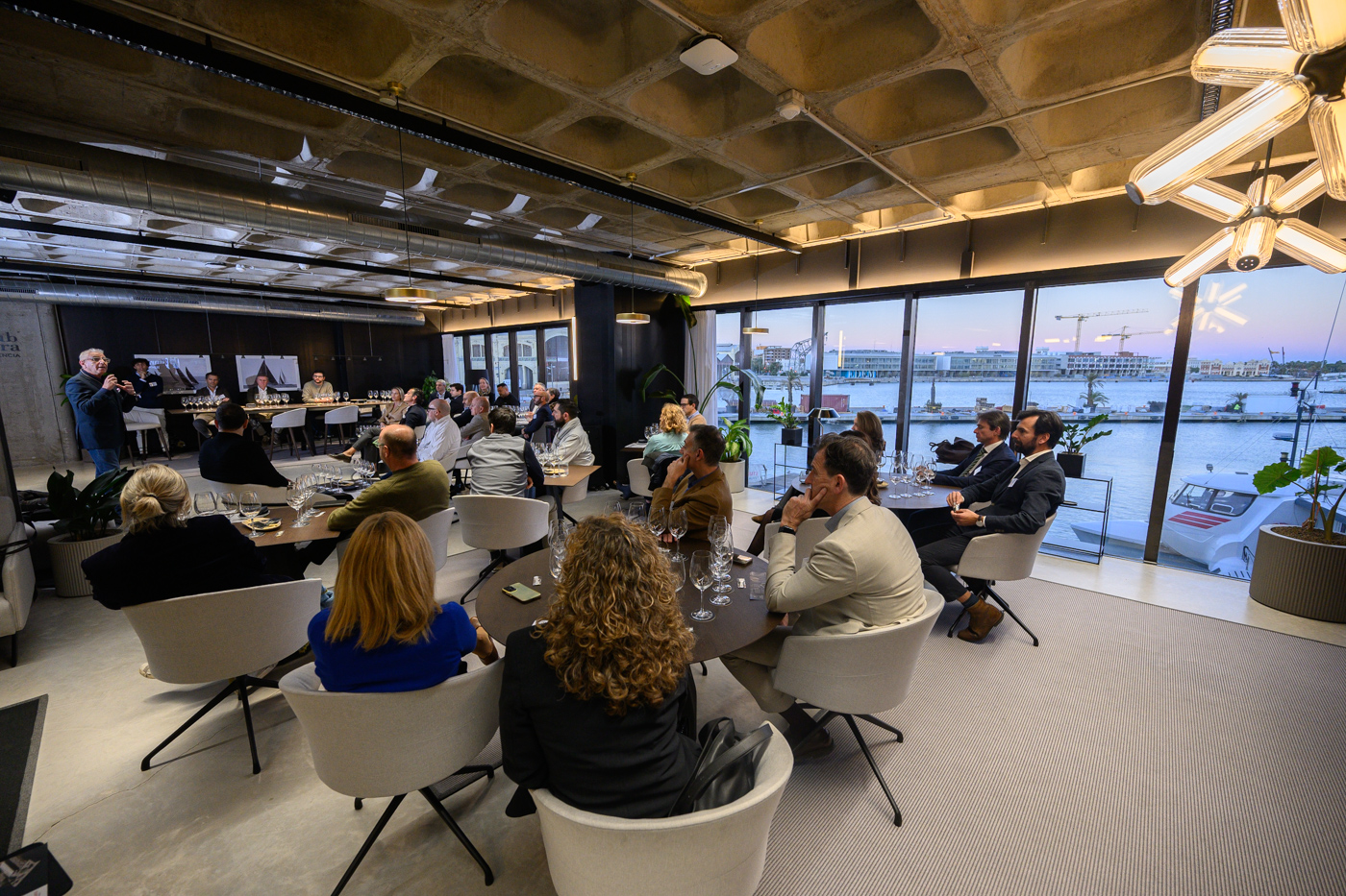 Cata Champagne y Caviar