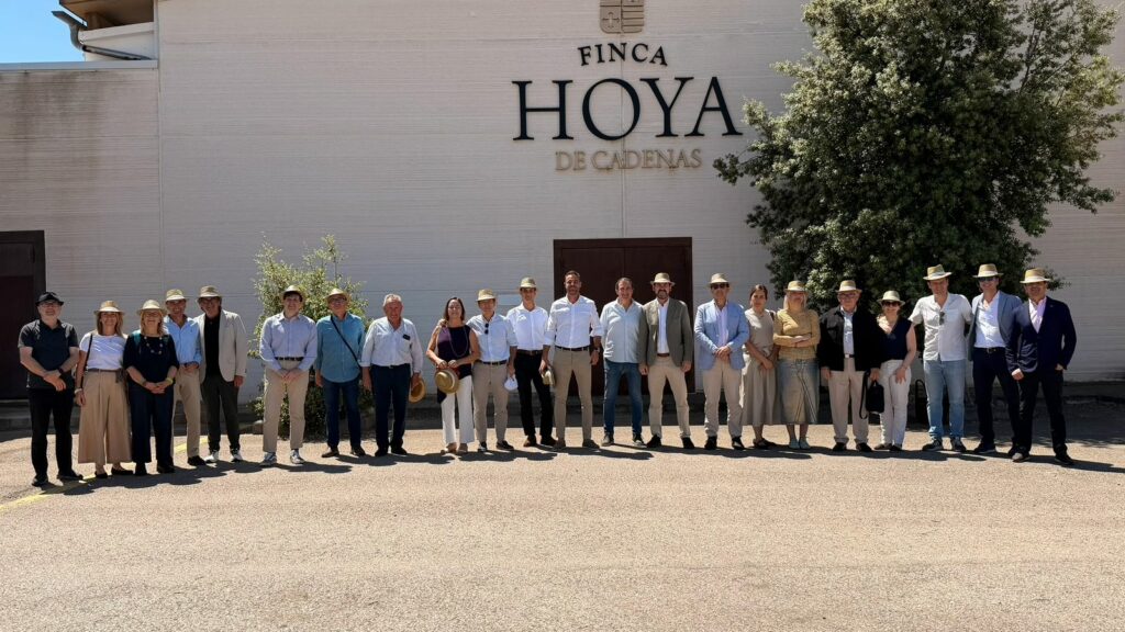 Bodegas Vicente Gandía celebra Jornada de Hermanamiento