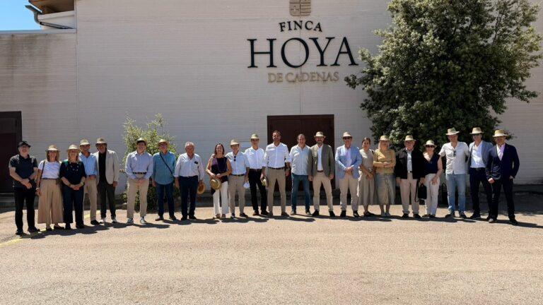 Bodegas Vicente Gandía celebra Jornada de Hermanamiento